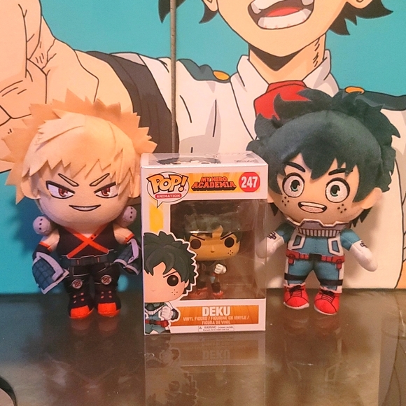 My Hero Acadamia bundle/ Deku & Bakudo plushie Deku Pop figure mouse pad &figure - Picture 2 of 12